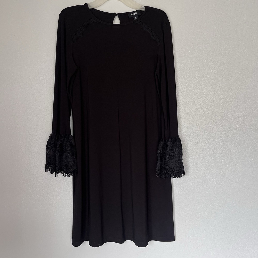MSK‎ Women's Black Bell Sleeve Lace Formal Mid Dress Medium Loose Fit Wedding